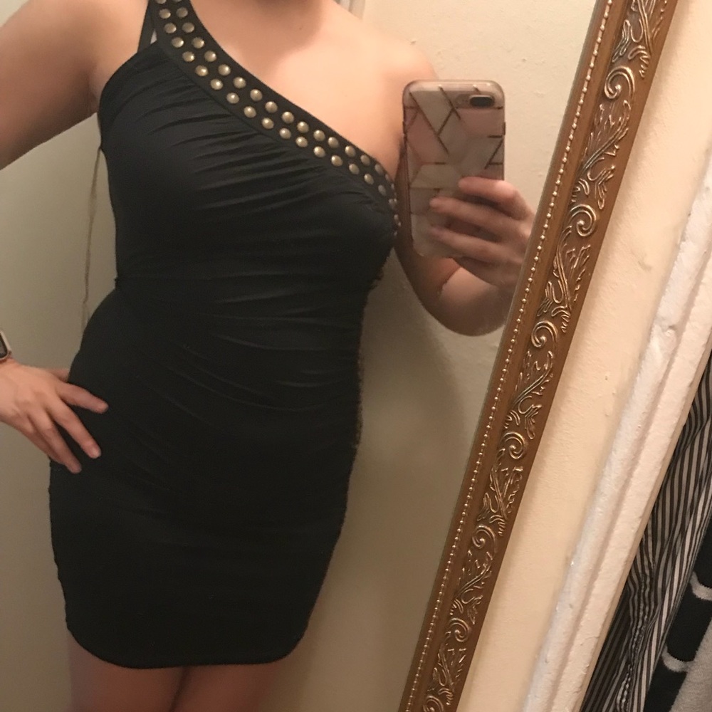 New One Shoulder Black Dress